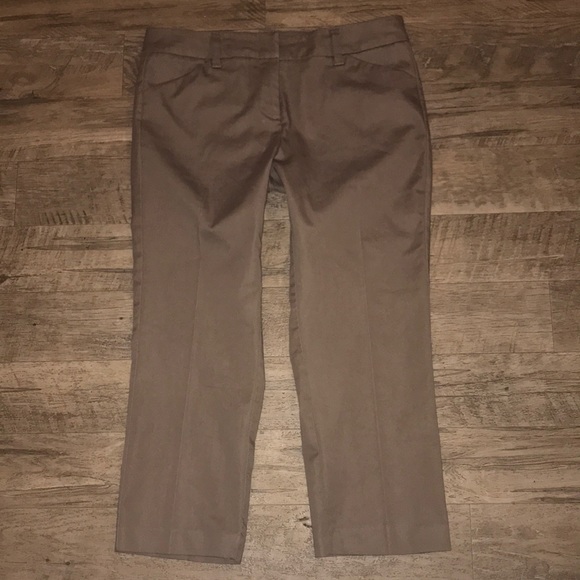 New York & company brown capris stretch pants - Picture 2 of 2